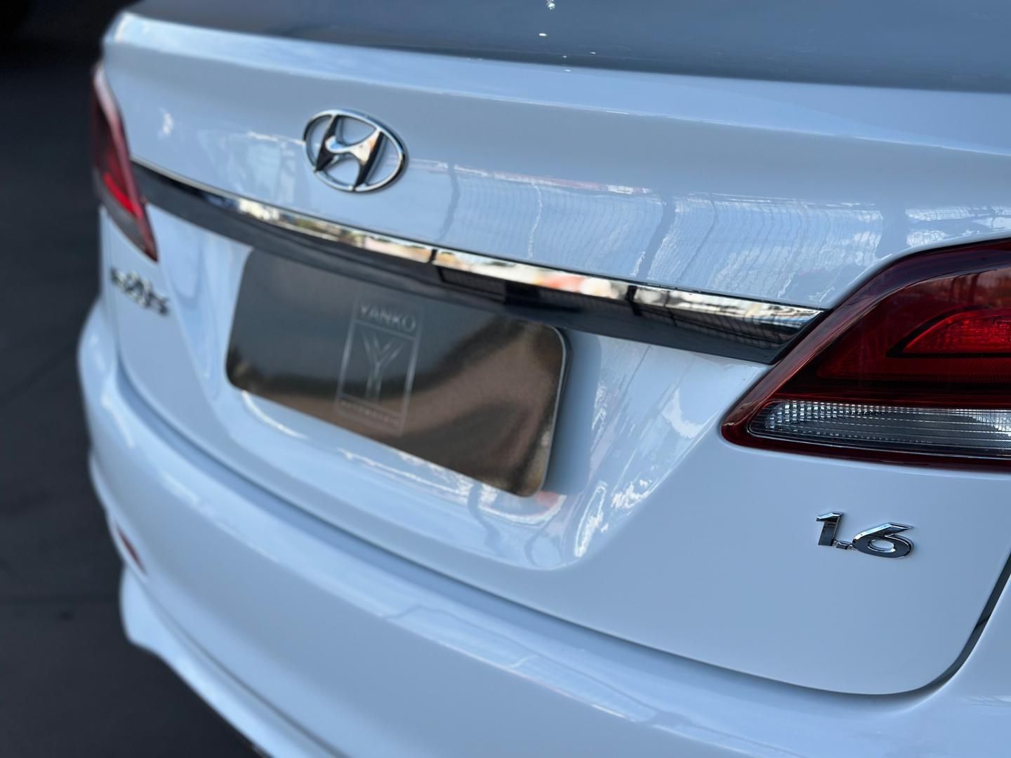 HYUNDAI HB20S Comfort Plus 1.6 16v 2019 - miniatura 7