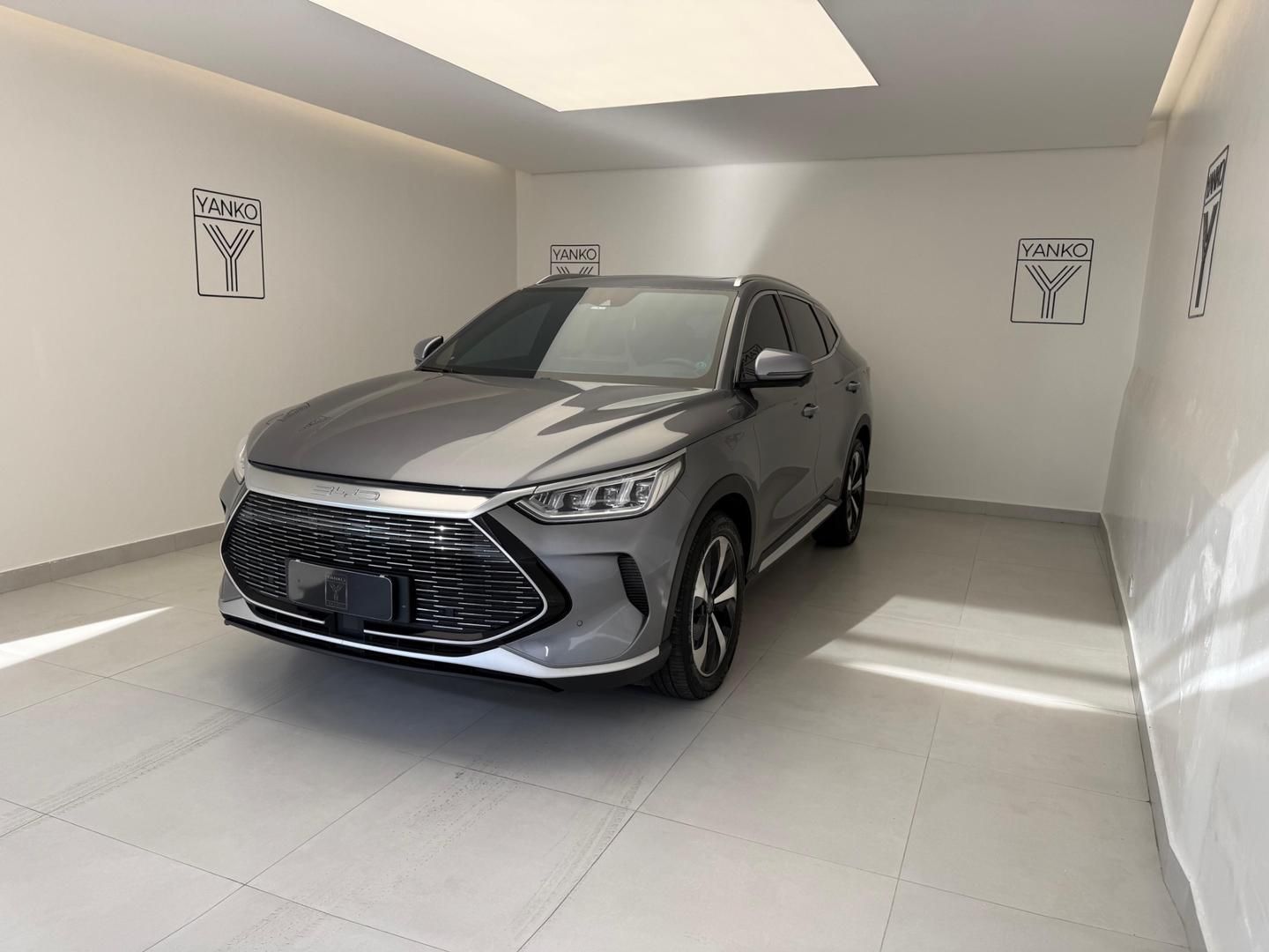 Vista principal de BYD Song Pro GS DM-i 1.5 16v 2025