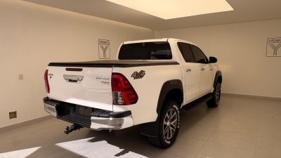 TOYOTA Hilux SRV D4-D 2.8TDi 16v 4X4 C.D. 2019 - miniatura 5
