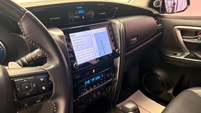 TOYOTA Hilux SRX D4-D 2.8TDi 16v 4x4 2021 - miniatura 11