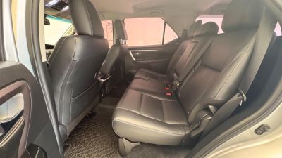 TOYOTA Hilux SRX D4-D 2.8TDi 16v 4x4 2021 - miniatura 15