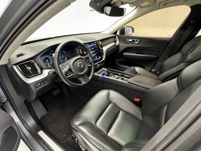 VOLVO XC60 T-8 Momentum 2.0T 16v AWD 2020 - miniatura 5