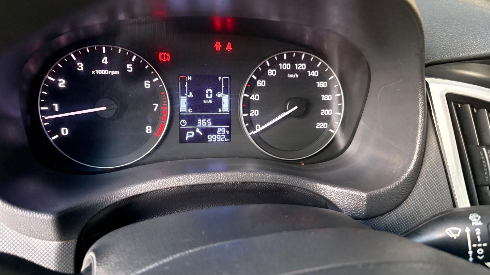 HYUNDAI Creta Action 1.6 16v 2021 - miniatura 9