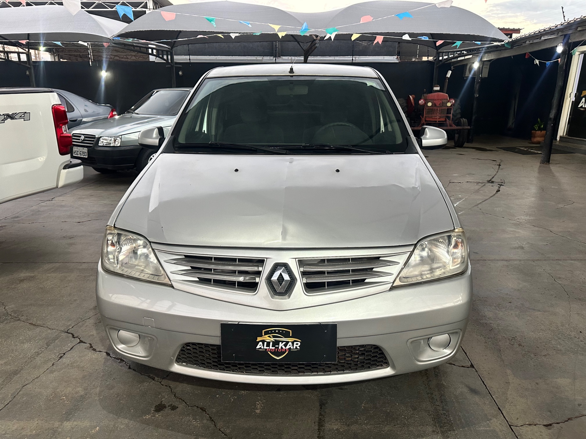 RENAULT Logan Privilège 1.6 16v 2010 - miniatura 2