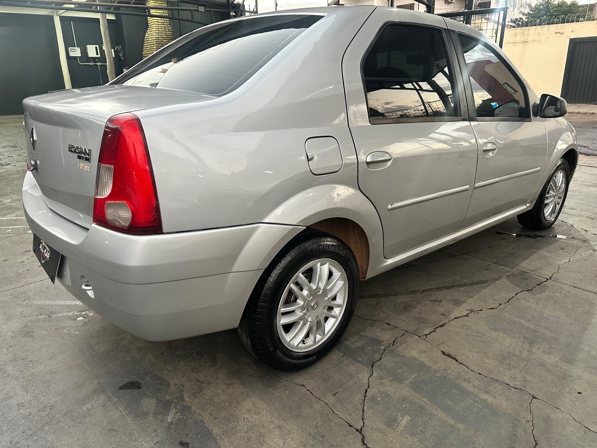 RENAULT Logan Privilège 1.6 16v 2010 - miniatura 4
