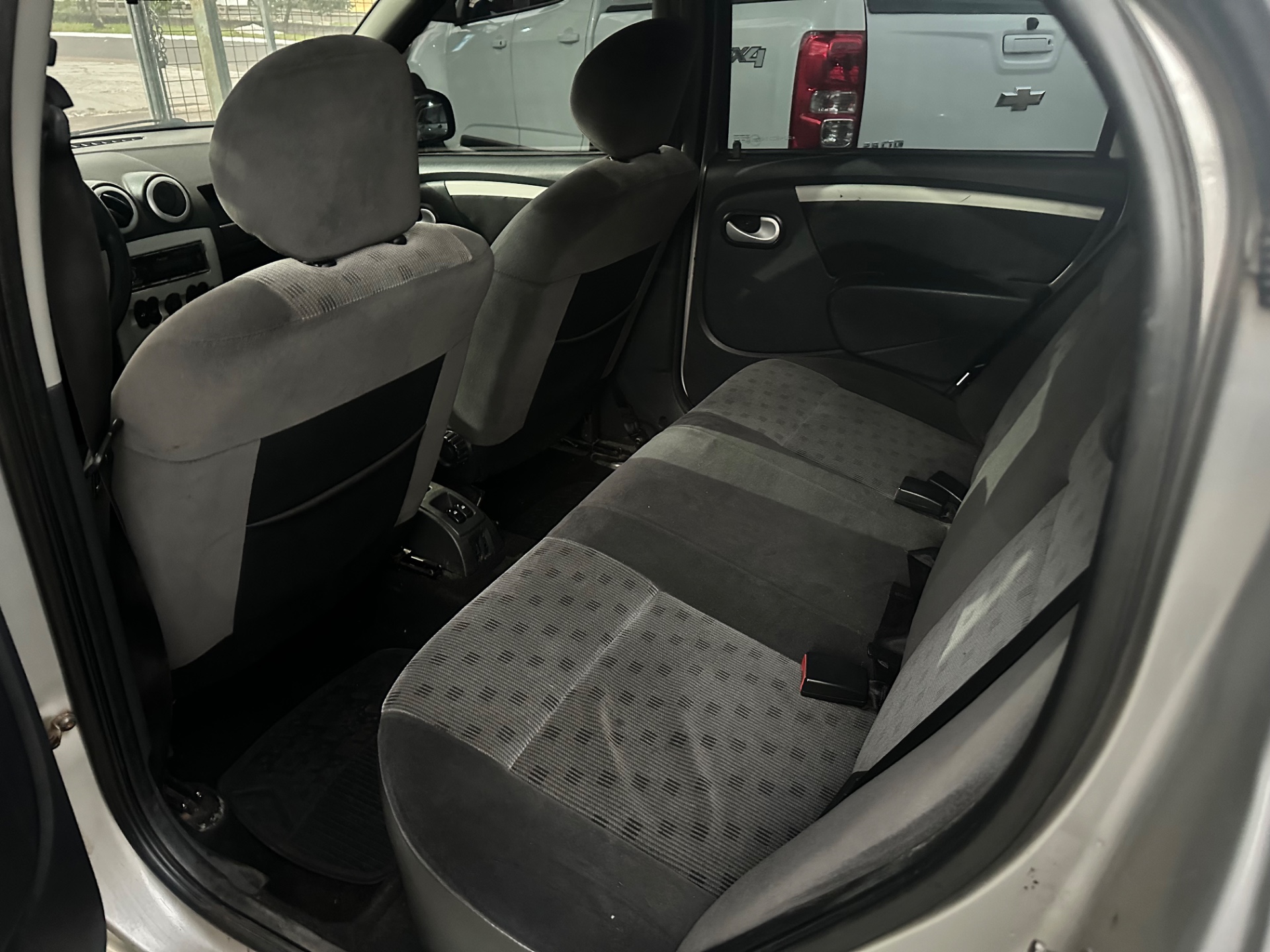 RENAULT Logan Privilège 1.6 16v 2010 - miniatura 10