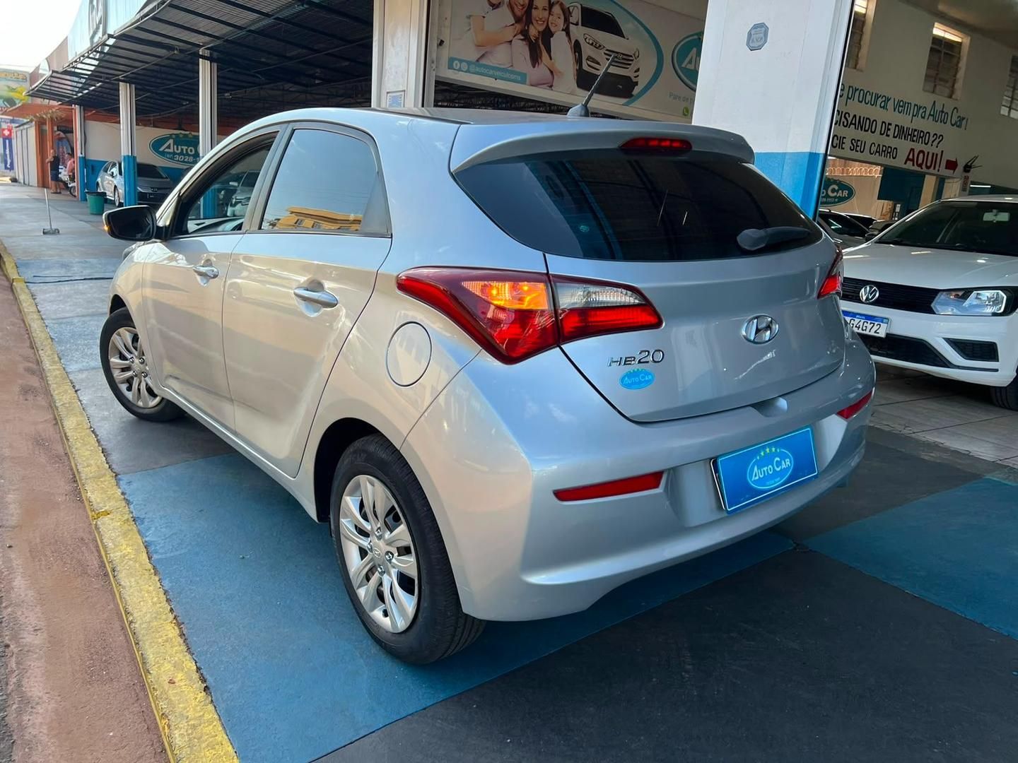 HYUNDAI HB20 Comfort Plus 1.0T 12v 2019 - miniatura 4