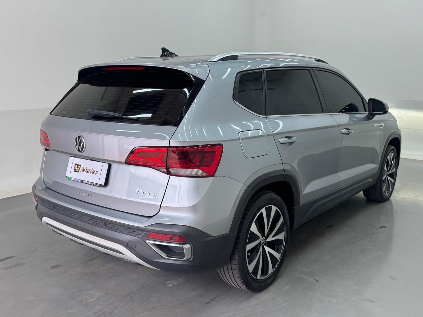 VOLKSWAGEN Taos Highline 1.4 16v TSi 2022 - miniatura 13
