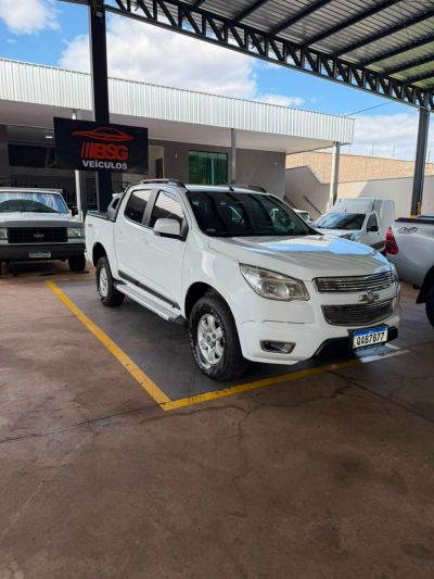 CHEVROLET S10 LT 2.5 16v 4x4 C.D. 2015
