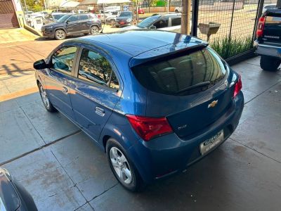 CHEVROLET Onix LT 1.4 2019 - miniatura 4