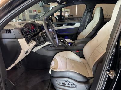 PORSCHE Cayenne E-Hybrid 3.0T V6 24v 2026 - miniatura 3