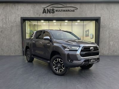 TOYOTA Hilux SRX D4-D 2.8TDi 16v 4X4 C.D. 2023 - miniatura 2