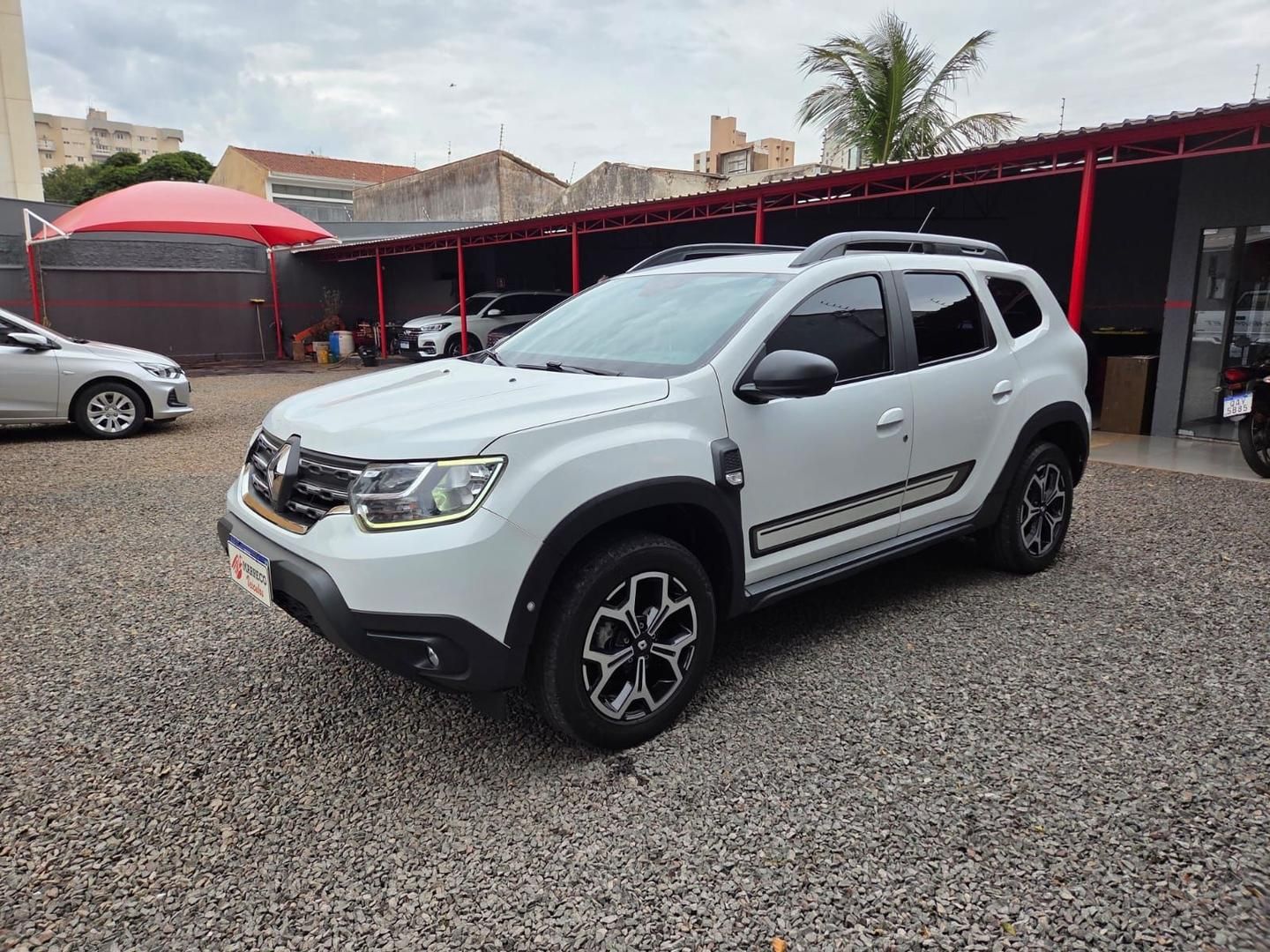 Vista principal de RENAULT Duster Iconic 1.3T 16v 2024