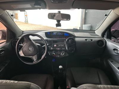 TOYOTA Etios Sedan X 1.5 16v 2018 - miniatura 4