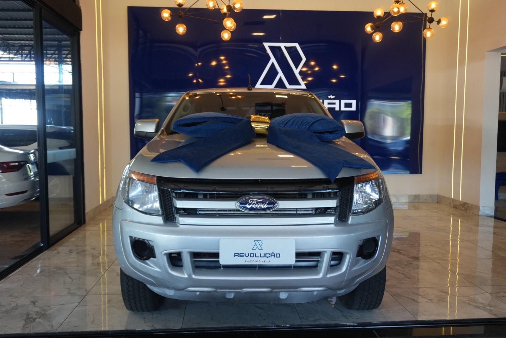 Vista principal de FORD Ranger XL 2.2TDCi 16v 4x4 C.D. 2015