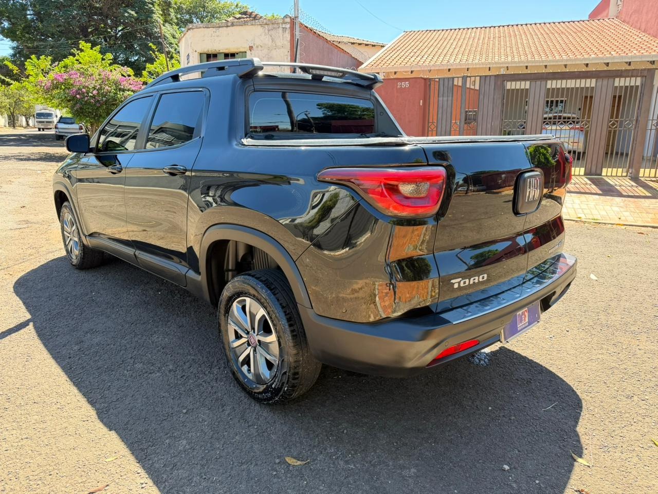 FIAT Toro Freedom 1.8 16v 2017 - miniatura 3
