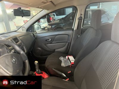 RENAULT Sandero Authentique 1.0 16v 2015 - miniatura 3