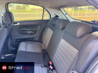 VOLKSWAGEN Gol 1.6 4p. 2013 - miniatura 7