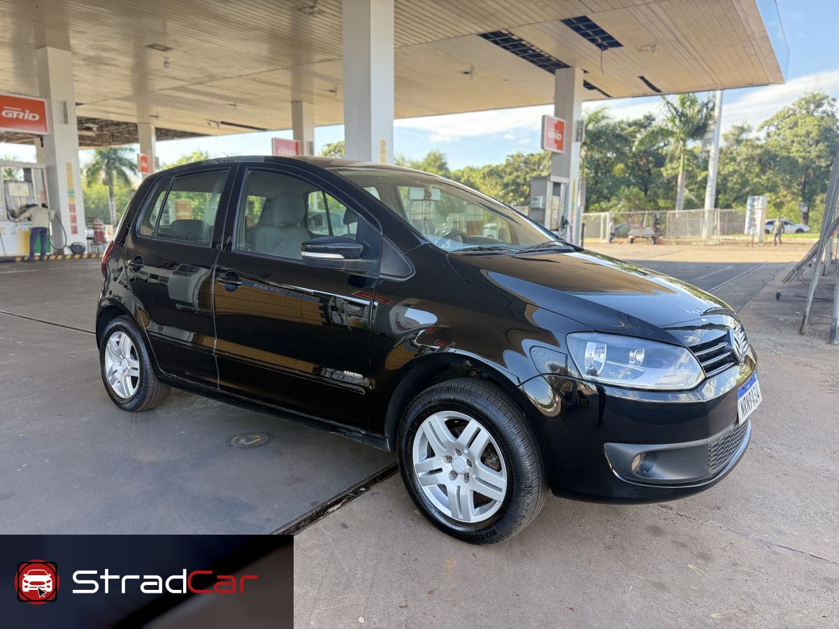 Vista principal de VOLKSWAGEN Fox 1.0 4p. 2012