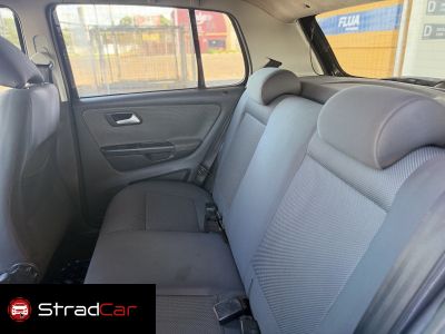 VOLKSWAGEN Fox 1.0 4p. 2012 - miniatura 8