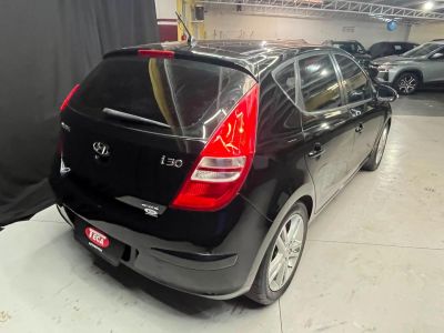 HYUNDAI i30 GLS 2.0 16v 2011 - miniatura 7