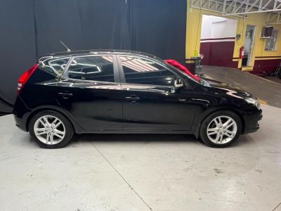 HYUNDAI i30 GLS 2.0 16v 2011 - miniatura 8