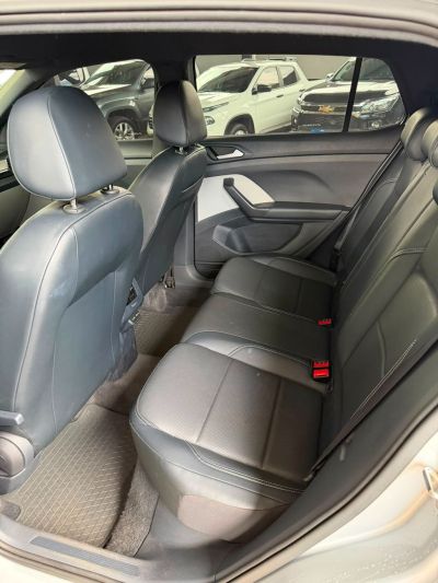 VOLKSWAGEN T-Cross Highline 1.4 16v TSi 2023 - miniatura 6