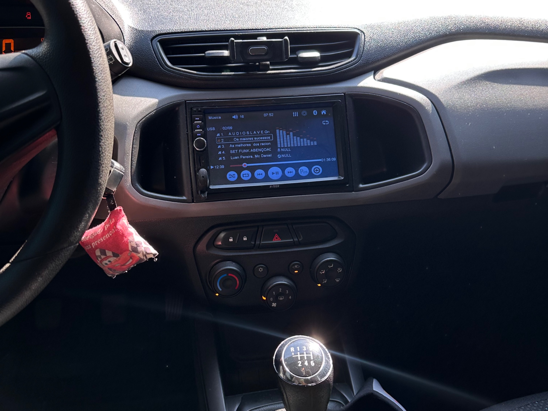 CHEVROLET Onix Joy 1.0 2018 - miniatura 14