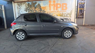 PEUGEOT 207 XR 1.4 4p. 2010 - miniatura 4
