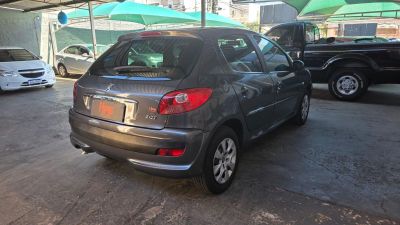 PEUGEOT 207 XR 1.4 4p. 2010 - miniatura 7