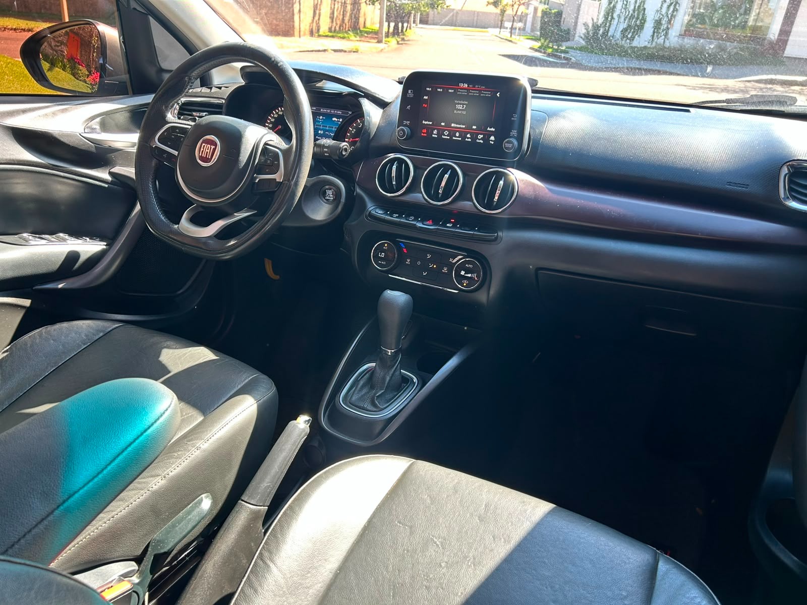 FIAT Cronos Precision 1.8 16v 2019 - miniatura 9