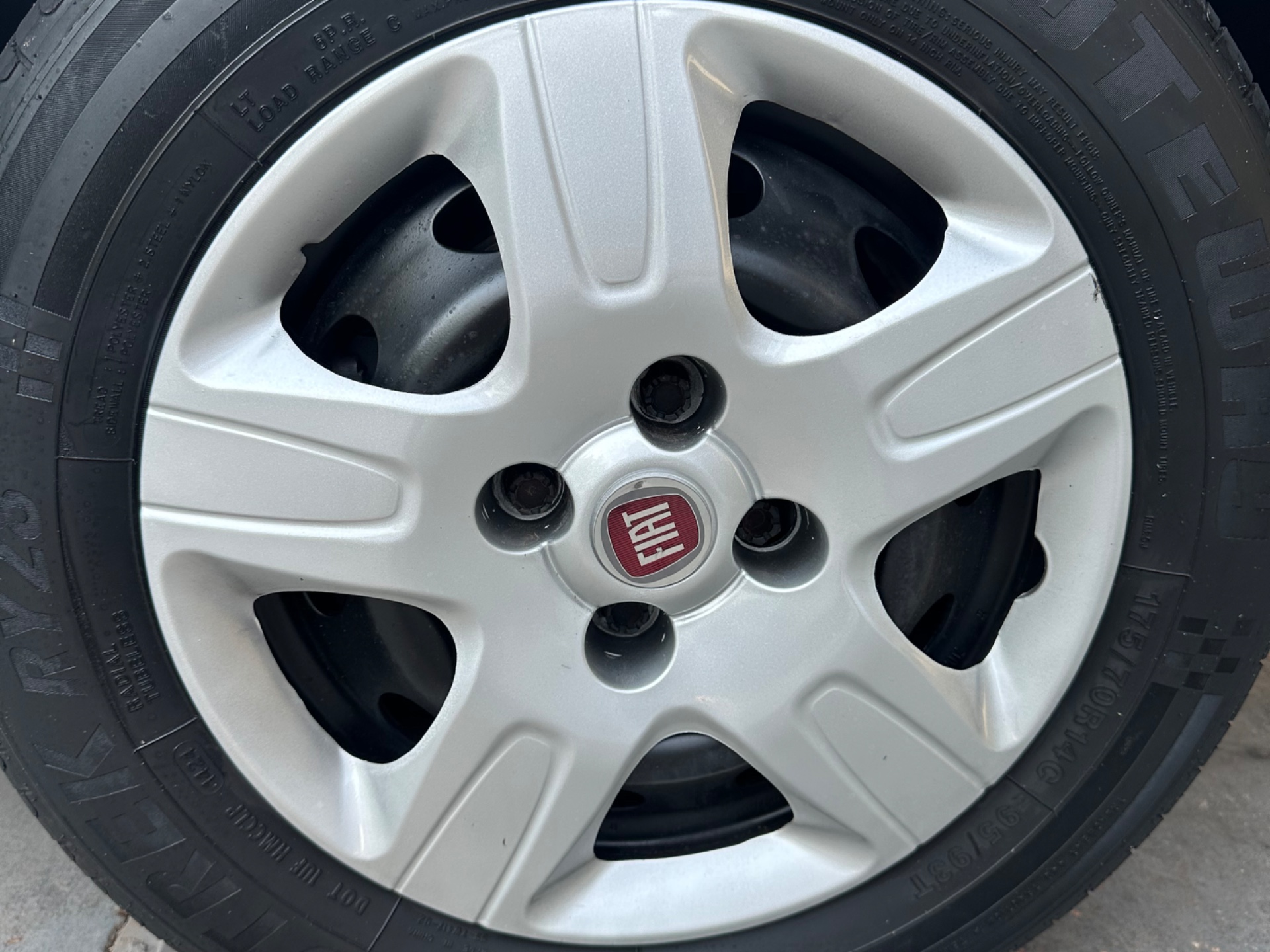 FIAT Strada Hard Working 1.4 C.S. 2018 - miniatura 10