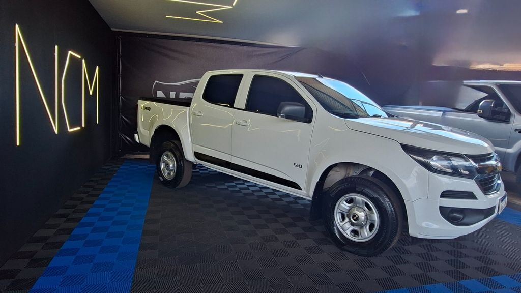 Vista principal de CHEVROLET S10 LS 2.8CTDi 16v 4x4 C.D. 2018