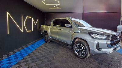 TOYOTA Hilux SRV D4-D 2.8TDi 16v 4X4 C.D. 2022 - miniatura 3