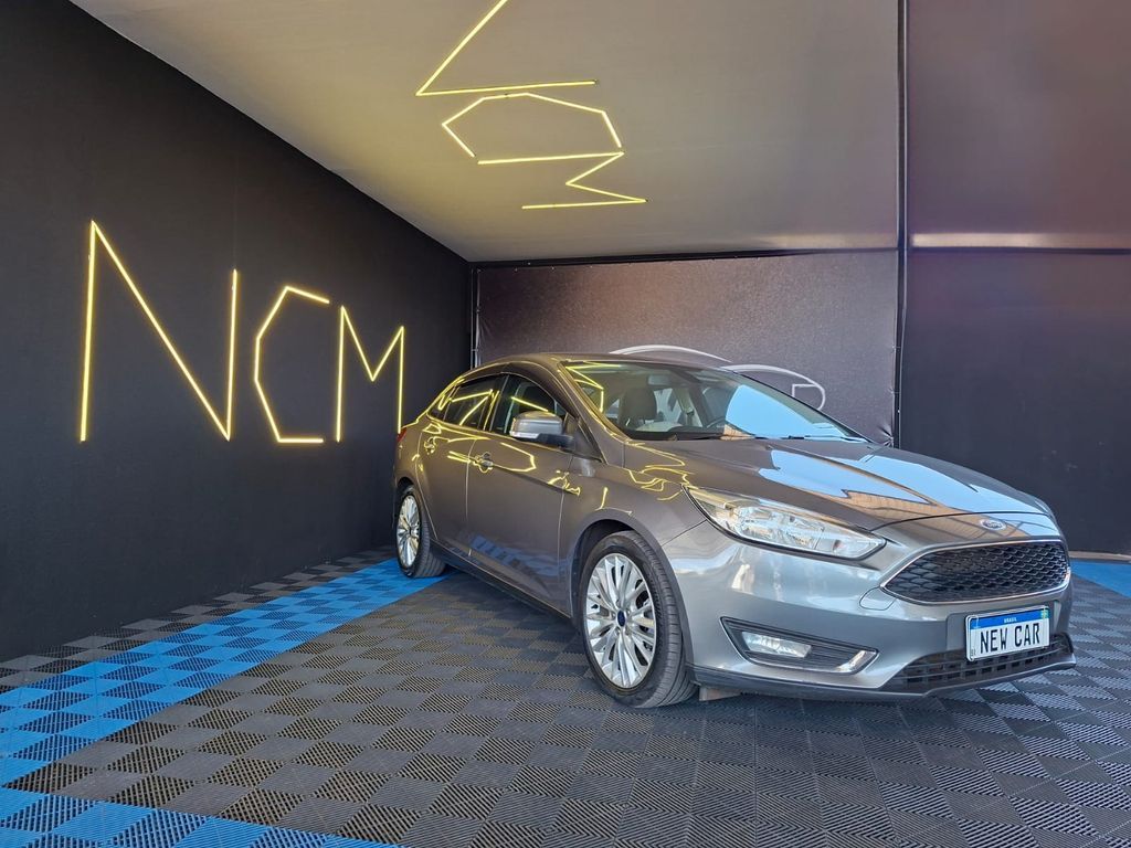 FORD Focus Hatch SE 2.0 16v PowerShift 2018 - miniatura 3