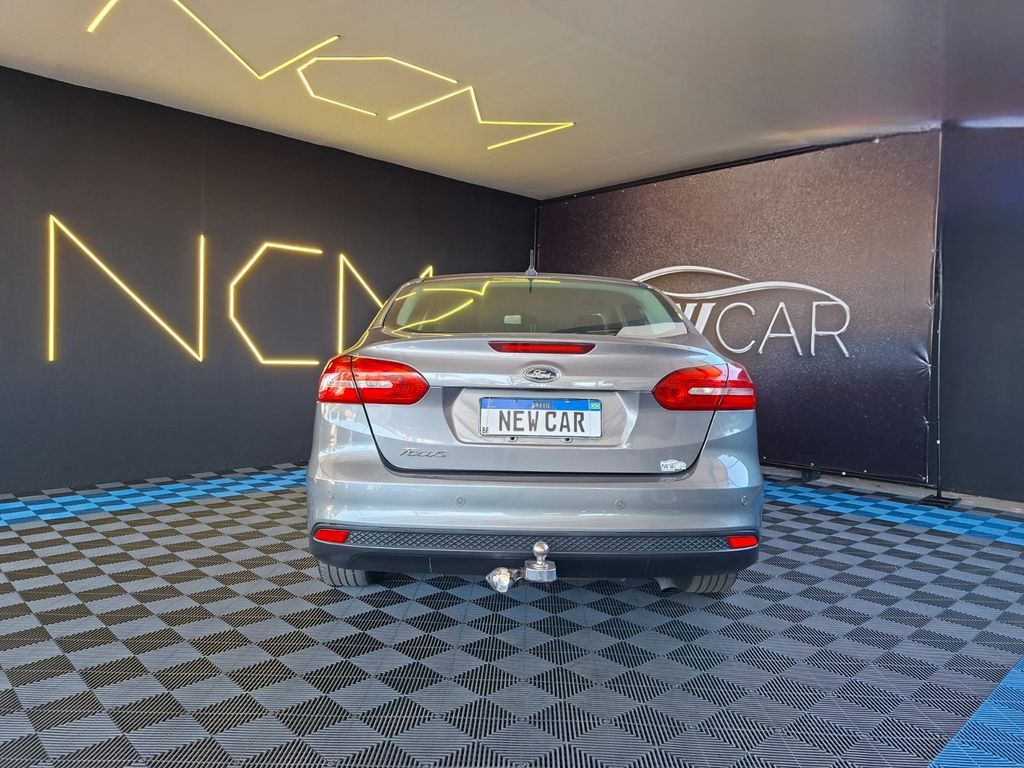 FORD Focus Hatch SE 2.0 16v PowerShift 2018 - miniatura 5