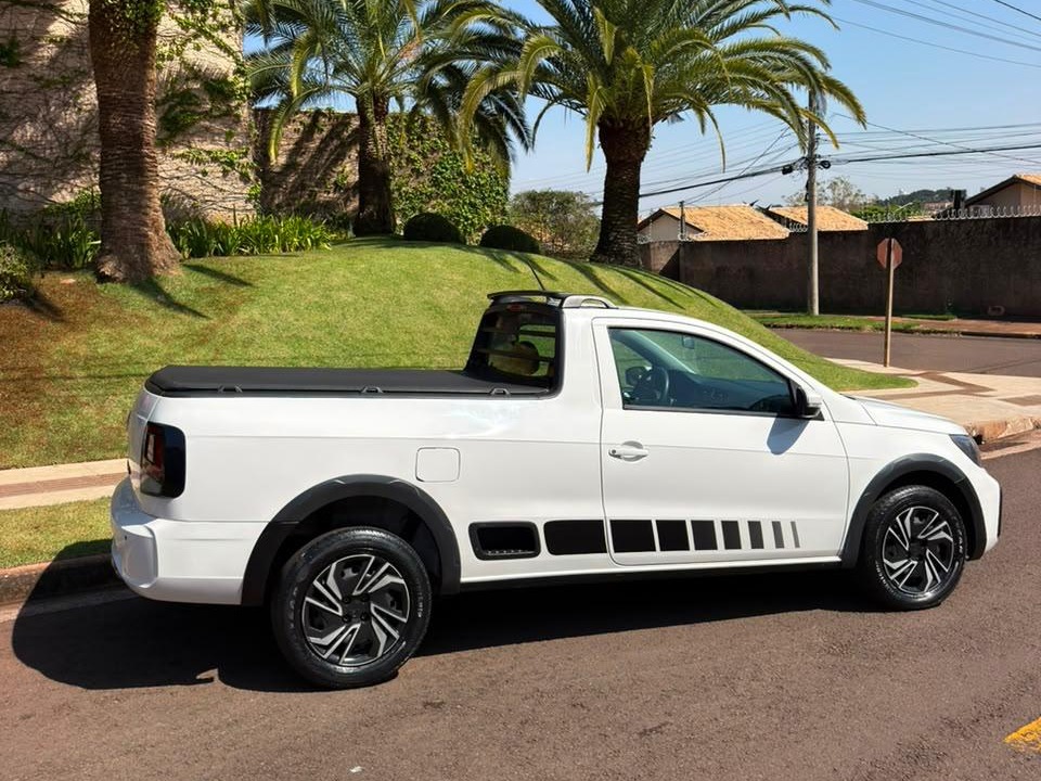 VOLKSWAGEN Saveiro Robust 1.6 16v C.S. 2024 - miniatura 3