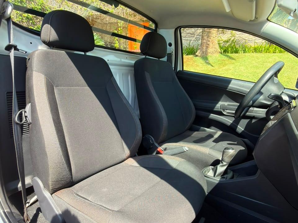 VOLKSWAGEN Saveiro Robust 1.6 16v C.S. 2024 - miniatura 5