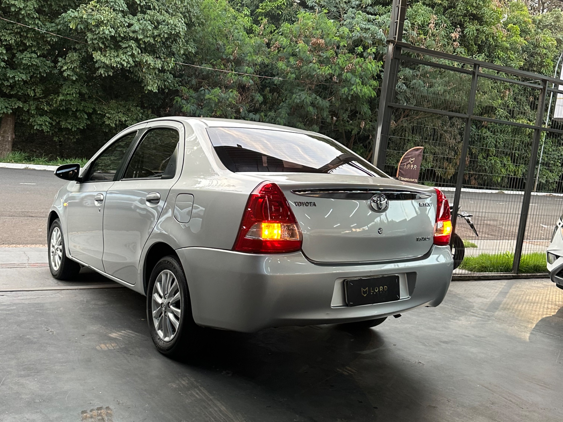 TOYOTA Etios Sedan XLS 1.5 16v 2014 - miniatura 5