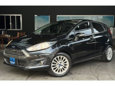 FORD Fiesta Hatch Titanium 1.6 16v PowerShift 2015