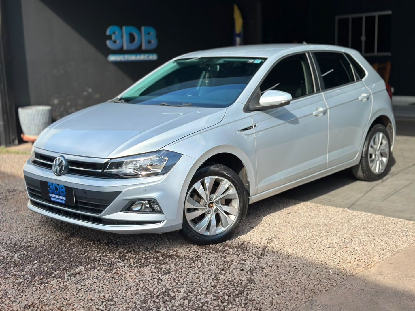 Vista principal de VOLKSWAGEN Polo Hatch Highline 1.0 12v TSi 2018