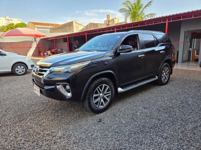 TOYOTA Hilux SW4 SRX D4-D 2.8TDi 16v 4x4 2019
