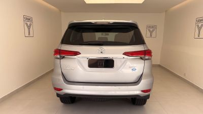 TOYOTA Hilux SRX D4-D 2.8TDi 16v 4x4 2017 - miniatura 5
