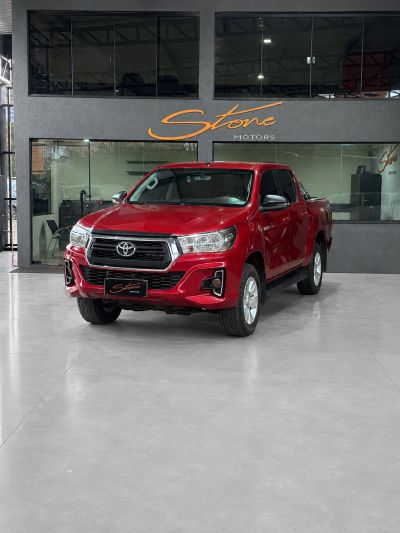 TOYOTA Hilux SR D4-D 2.8TDi 16v 4X4 C.D. 2020 - miniatura 2