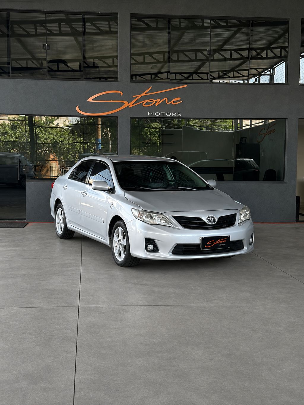 Vista principal de TOYOTA Corolla GLi 1.8 16v 2012