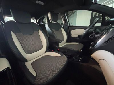 RENAULT Captur Intense 2.0 16v 2021 - miniatura 9