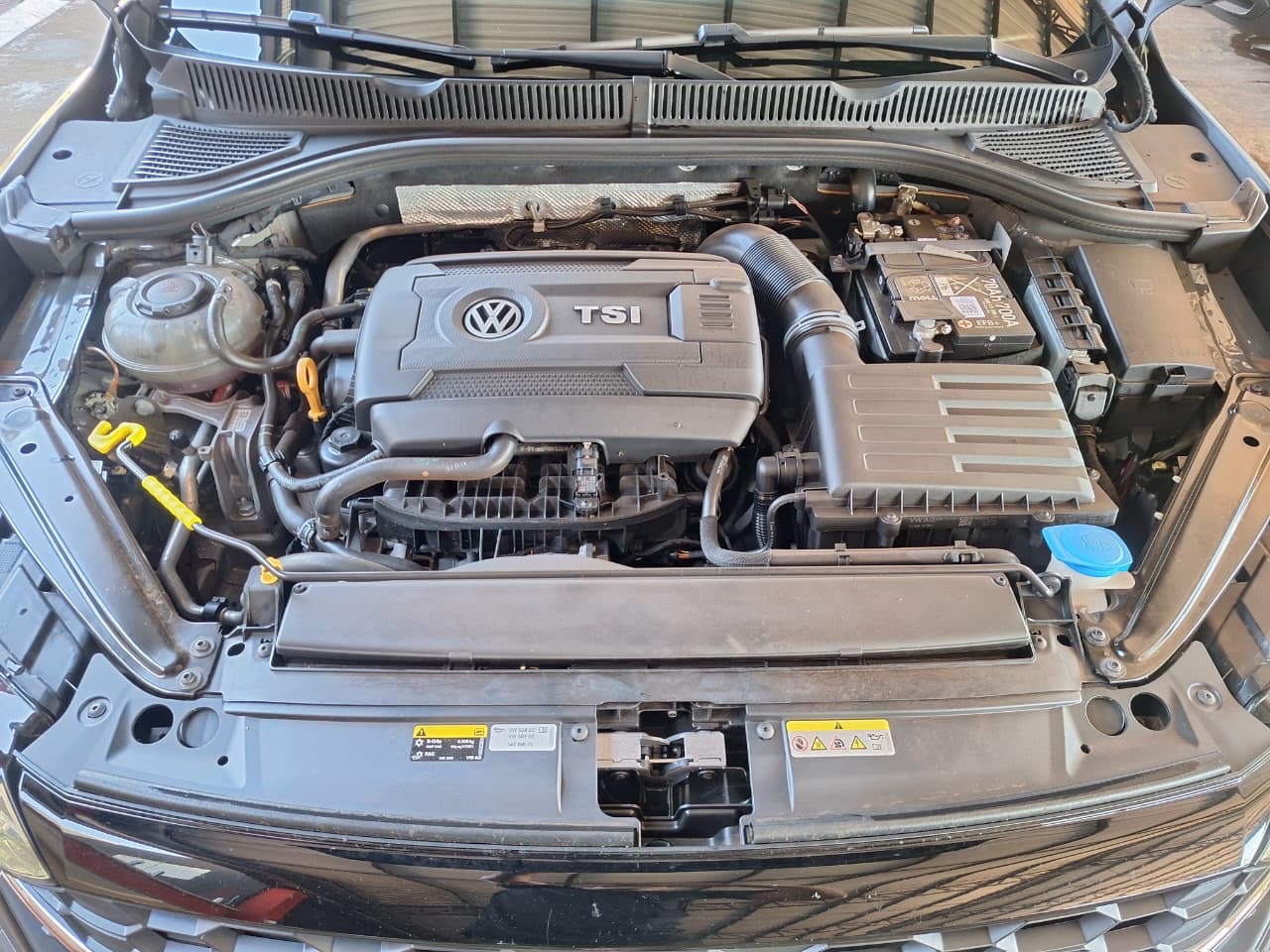 VOLKSWAGEN Jetta GLi 2.0 16v TSi 2024 - miniatura 12