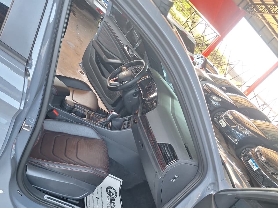 VOLKSWAGEN Jetta GLi 2.0 16v TSi 2024 - miniatura 13