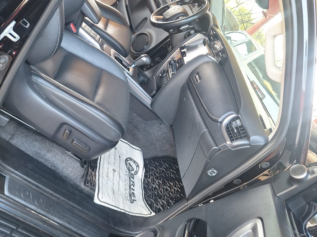 TOYOTA Hilux SW4 SRX D4-D 2.8TDi 16v 4x4 2021 - miniatura 9