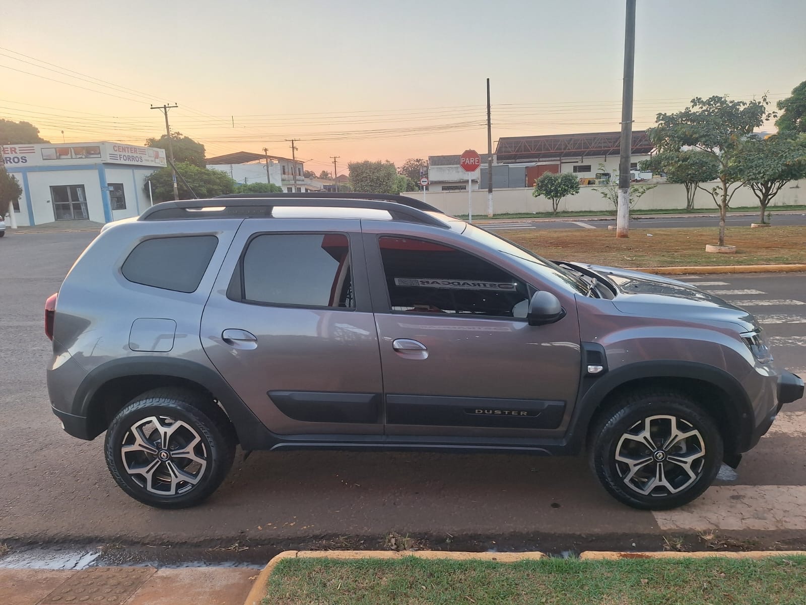 RENAULT Duster Iconic 1.6 16v 2023 - miniatura 6